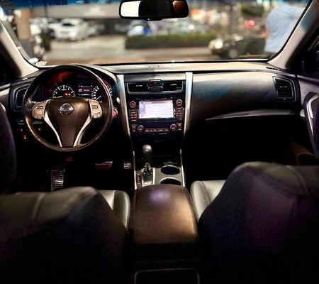 imagem-https://www.socarrao.com.br/sc-vehicle-images-prod/4145303/1790433416244-8471132_16_B_61c726f45c.jpeg
