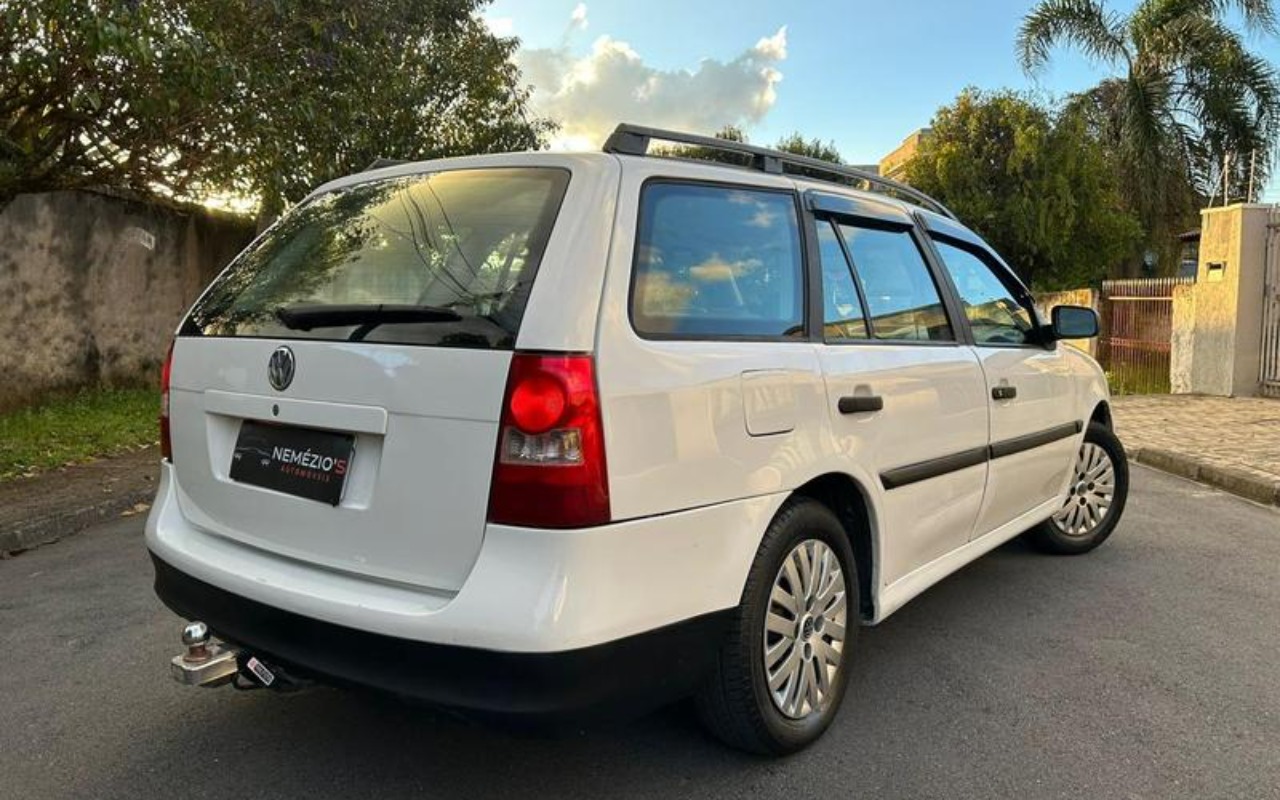imagem-https://www.socarrao.com.br/sc-vehicle-images-prod/4145316/1790433640355-RkNfMzQ0NjVfODQ0MzcxOV8yX1ZfNzBjMWUzOTUyOC5qcGVn.jpeg