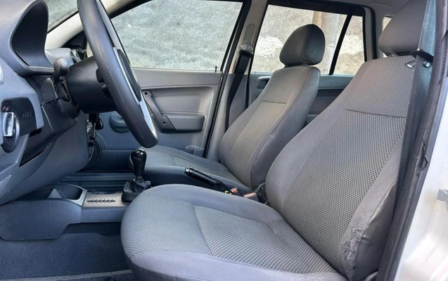 imagem-https://www.socarrao.com.br/sc-vehicle-images-prod/4145316/1790433641117-RkNfMzQ0NjVfODQ0MzcxOV80X1ZfZjUzMTg0YzZjYy5qcGVn.jpeg