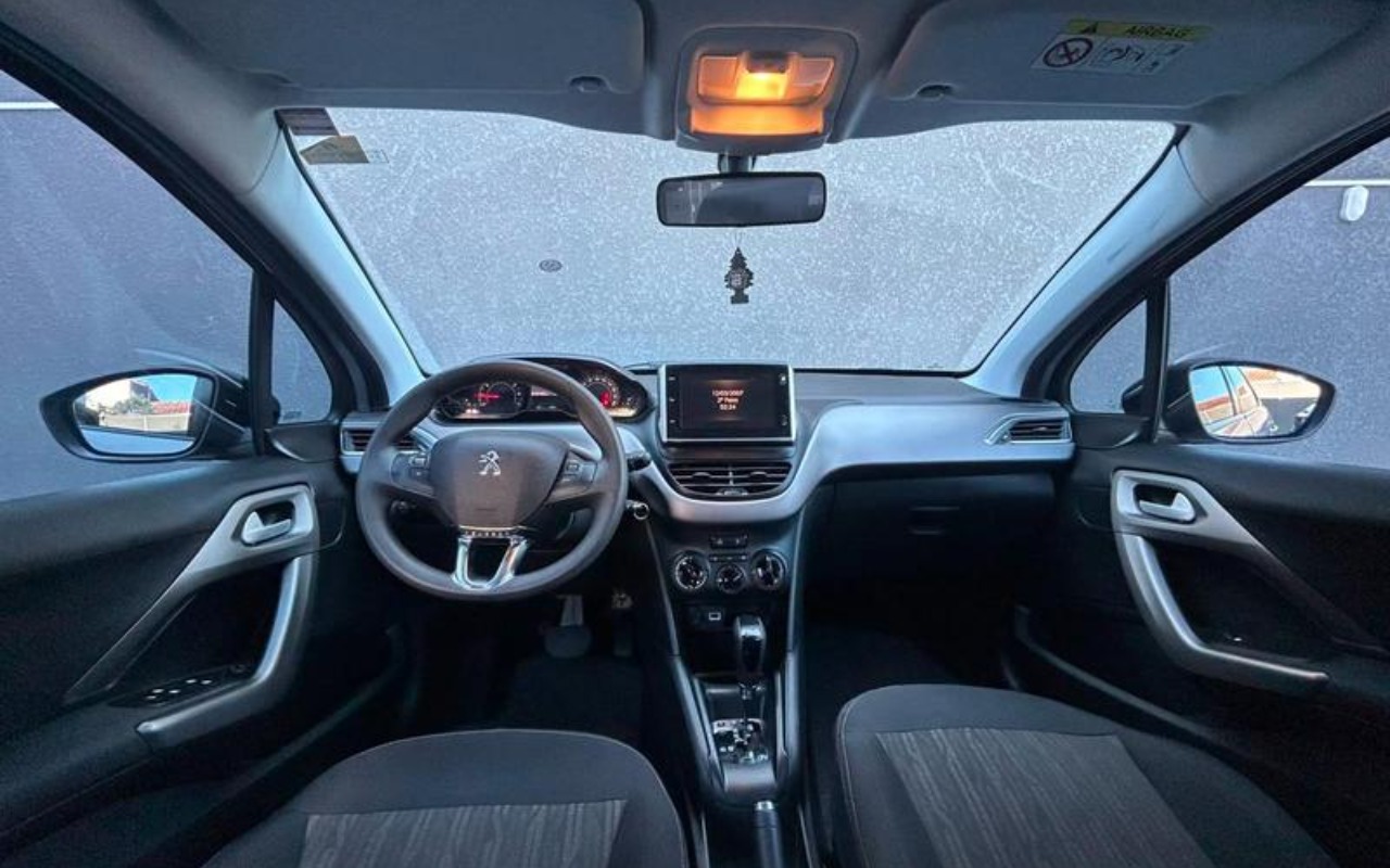 imagem-https://www.socarrao.com.br/sc-vehicle-images-prod/4145345/1790434330783-RkNfMzQ0NjVfODI5NzA3Nl8xMF9WX2M0NDBhZTk3MzkuanBlZw.jpeg