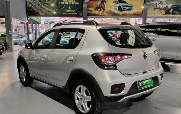 imagem-https://www.socarrao.com.br/sc-vehicle-images-prod/4145347/1791226754560-YCTYEs2yFFykIWZ9H3ykbdAuEYaKUJKC.jpg