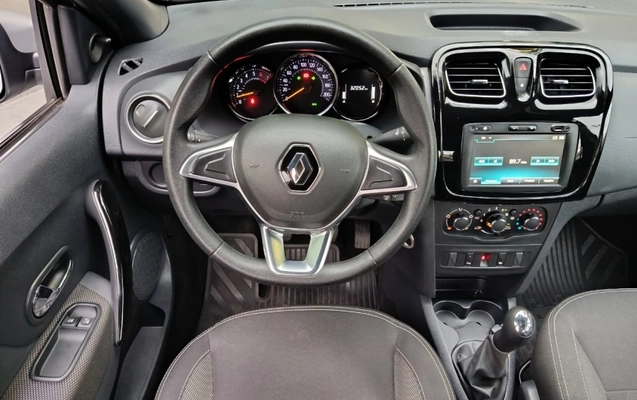 imagem-https://www.socarrao.com.br/sc-vehicle-images-prod/4145347/1791226754565-ASlSbi2c3jfpk2VwaCXxaLTNRlhsbojJ.jpg