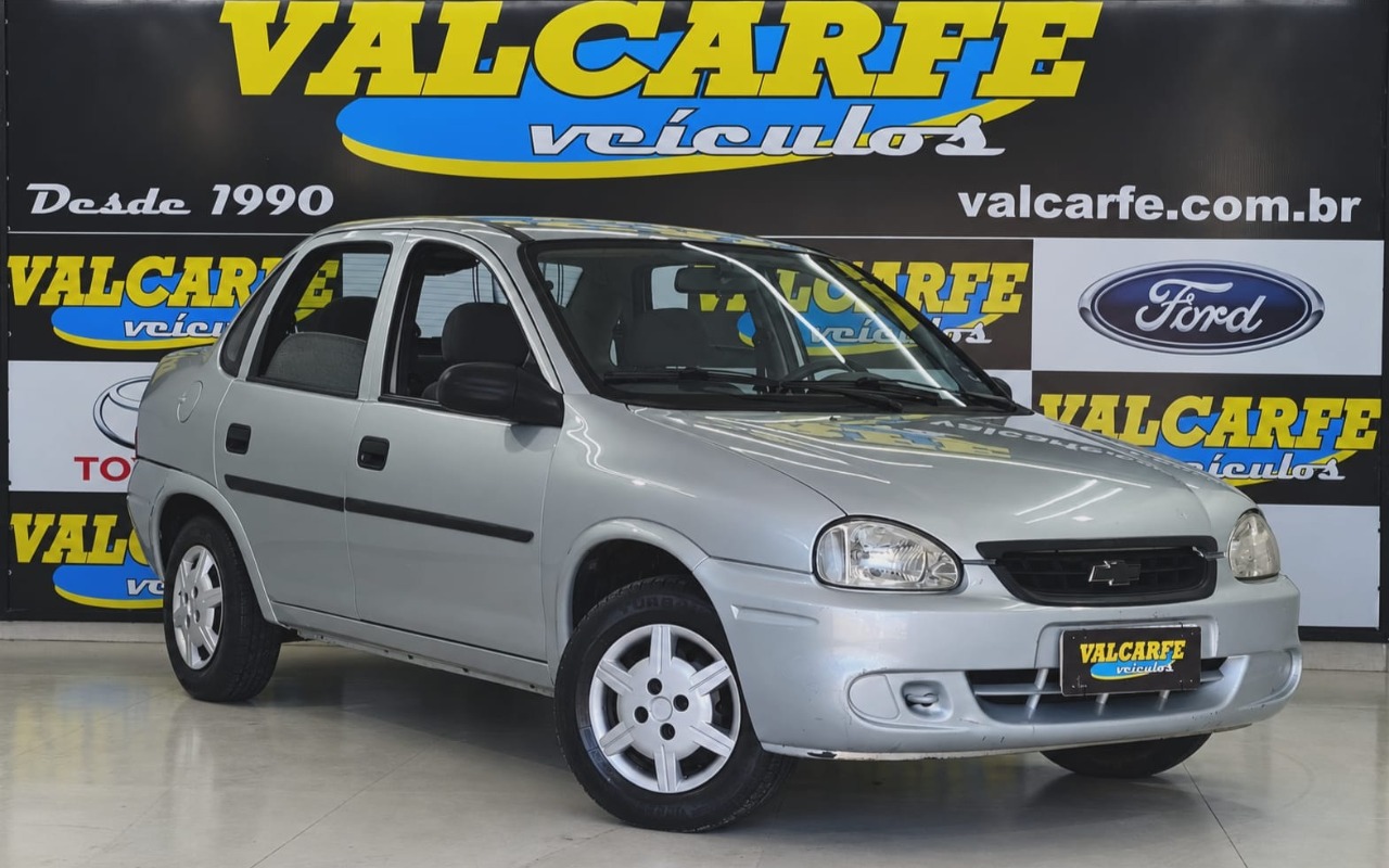 Chevrolet Corsa 2009 Prata — foto 1 de 3