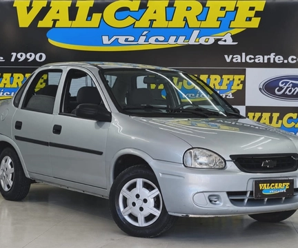 Chevrolet Corsa 2009 Prata — foto 1 de 3