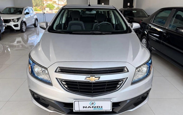 imagem-https://www.socarrao.com.br/sc-vehicle-images-prod/4145389/1790435116928-1238035.jpg