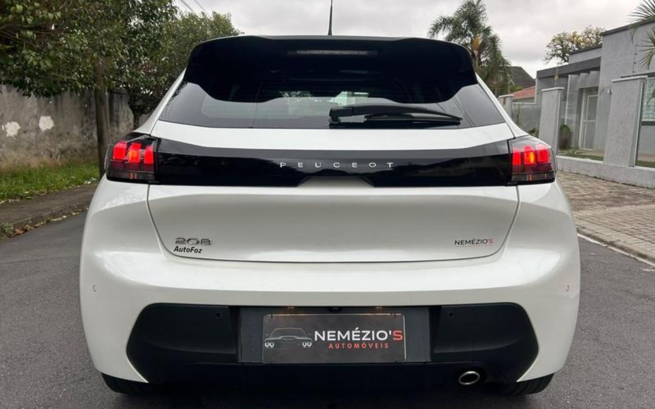 imagem-https://www.socarrao.com.br/sc-vehicle-images-prod/4145418/1790435376673-RkNfMzQ0NjVfODQ5MDMzNF8xOV9WXzMzMmJlOTBiMzEuanBlZw.jpeg