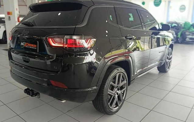 imagem-https://www.socarrao.com.br/sc-vehicle-images-prod/4145445/1790436166774-8510313_4_B_f2cd0a10a8.jpeg