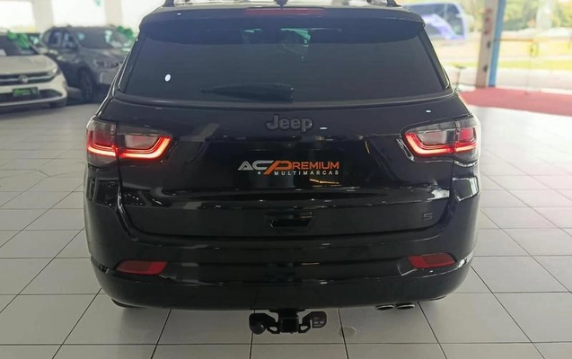 imagem-https://www.socarrao.com.br/sc-vehicle-images-prod/4145445/1790436166775-8510313_5_B_5307644b7c.jpeg