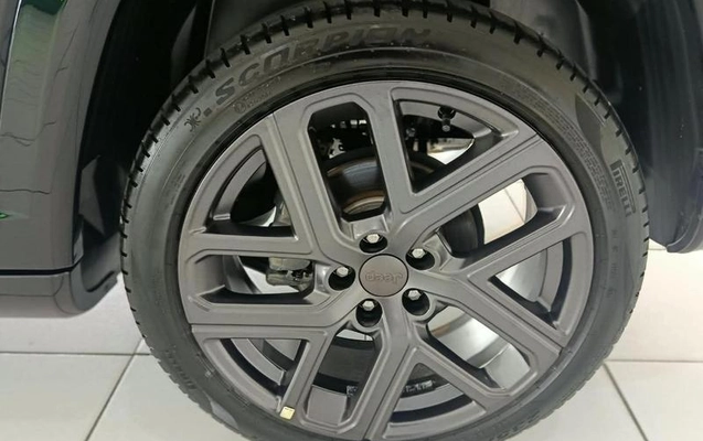 imagem-https://www.socarrao.com.br/sc-vehicle-images-prod/4145445/1790436166780-8510313_8_B_d366b7682b.jpeg