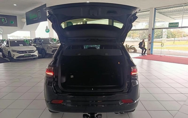 imagem-https://www.socarrao.com.br/sc-vehicle-images-prod/4145445/1790436166782-8510313_10_B_de00c77e12.jpeg