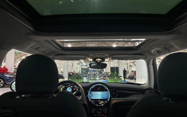 imagem-https://www.socarrao.com.br/sc-vehicle-images-prod/4145448/1790436480566-8513401_13_B_1dd6401dec.jpeg