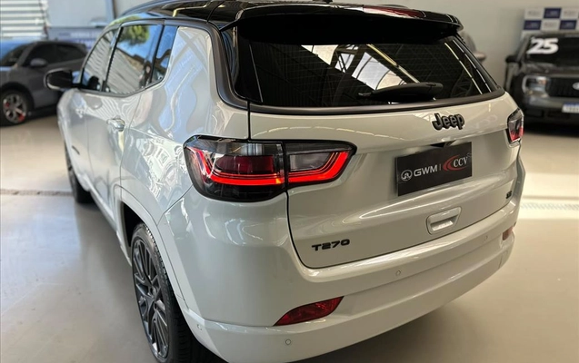 imagem-https://www.socarrao.com.br/sc-vehicle-images-prod/4145523/1790606685652-5e0b61df-3dce-4c70-b656-f4fcffc4047820260926123301.jpeg