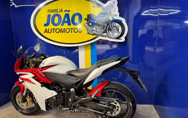 imagem-https://www.socarrao.com.br/sc-vehicle-images-prod/4145552/1790438731447-gb-9a8441b.jpeg
