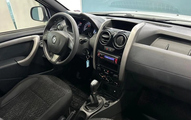 imagem-https://www.socarrao.com.br/sc-vehicle-images-prod/4145555/1791571766018-8499832_12_B_27c7102913.jpeg