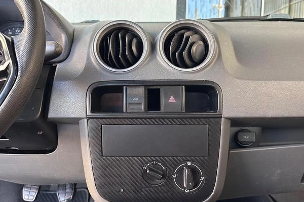 imagem-https://www.socarrao.com.br/sc-vehicle-images-prod/4145556/1790438974561-8517384_15_B_d5598c6286.jpeg