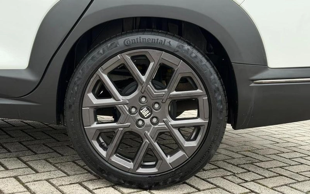 imagem-https://www.socarrao.com.br/sc-vehicle-images-prod/4146013/1790441704564-8481599_15_B_f96dd416f1.jpeg