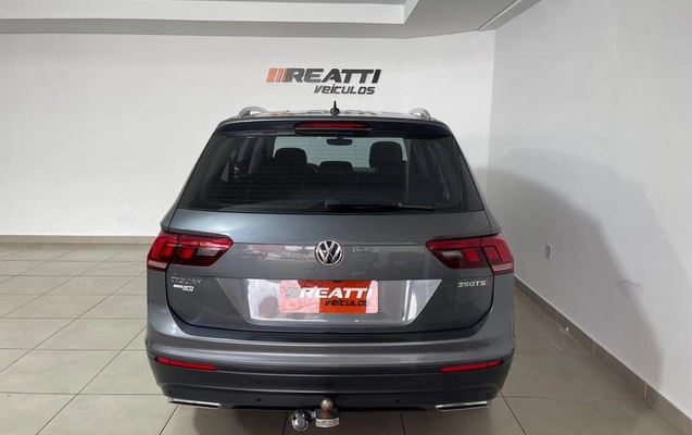 imagem-https://www.socarrao.com.br/sc-vehicle-images-prod/4146024/1792153638591-8517634_16_B_270931ebd9.jpeg