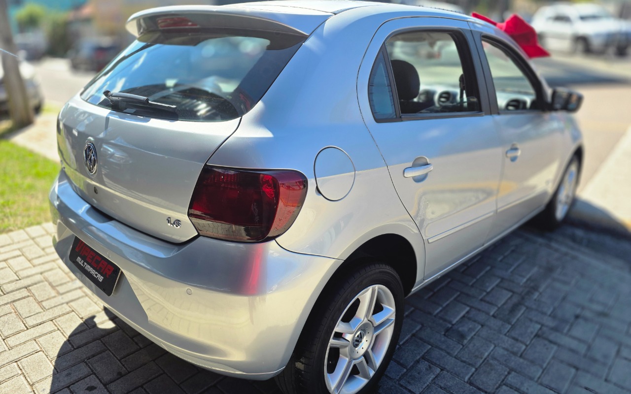 imagem-https://www.socarrao.com.br/sc-vehicle-images-prod/4146035/1790442692886-MjAyNjA5MjVfMTQ0MjE4LmpwZw.jpg