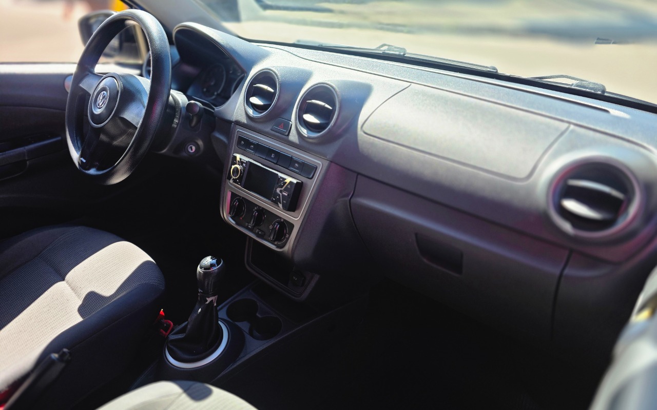 imagem-https://www.socarrao.com.br/sc-vehicle-images-prod/4146035/1790442693301-MjAyNjA5MjVfMTQ0MzMyLmpwZw.jpg