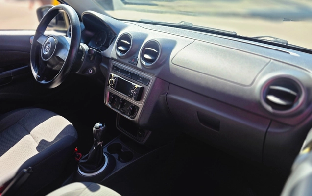 imagem-https://www.socarrao.com.br/sc-vehicle-images-prod/4146035/1790442693301-MjAyNjA5MjVfMTQ0MzMyLmpwZw.jpg