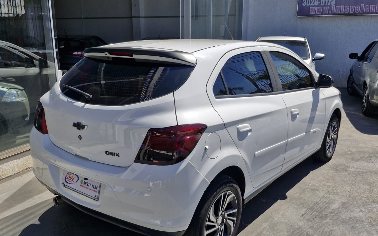 imagem-https://www.socarrao.com.br/sc-vehicle-images-prod/4146070/1790443566414-NC5qcGVn.jpeg