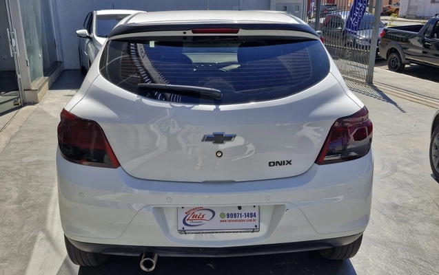 imagem-https://www.socarrao.com.br/sc-vehicle-images-prod/4146070/1790443566569-Ni5qcGVn.jpeg