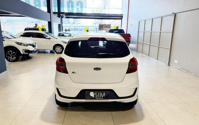 imagem-https://www.socarrao.com.br/sc-vehicle-images-prod/4146083/1790604494667-8474343_6_B_cef22346db.jpeg