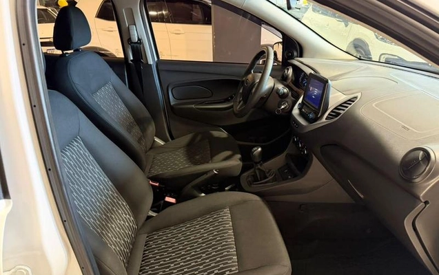imagem-https://www.socarrao.com.br/sc-vehicle-images-prod/4146083/1790604494680-8474343_20_B_5c98be03e0.jpeg