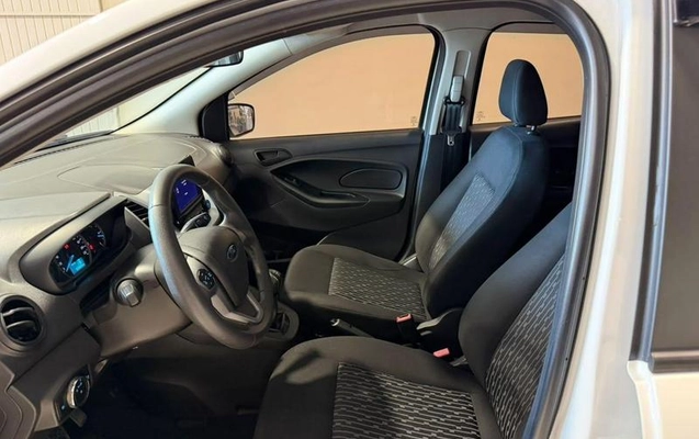 imagem-https://www.socarrao.com.br/sc-vehicle-images-prod/4146083/1790604494681-8474343_2_B_8d470b1d00.jpeg