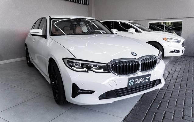 imagem-https://www.socarrao.com.br/sc-vehicle-images-prod/4146103/1792422931032-3db389c8-aa36-4864-ac90-bc8f2569cde9.jpg