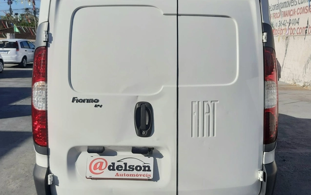 imagem-https://www.socarrao.com.br/sc-vehicle-images-prod/4146104/1790444604007-MDUuanBlZw.jpeg