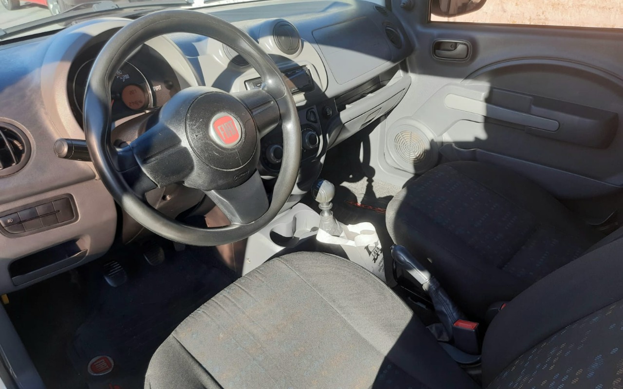 imagem-https://www.socarrao.com.br/sc-vehicle-images-prod/4146104/1790444604319-MDkuanBlZw.jpeg