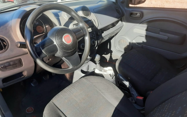 imagem-https://www.socarrao.com.br/sc-vehicle-images-prod/4146104/1790444604319-MDkuanBlZw.jpeg