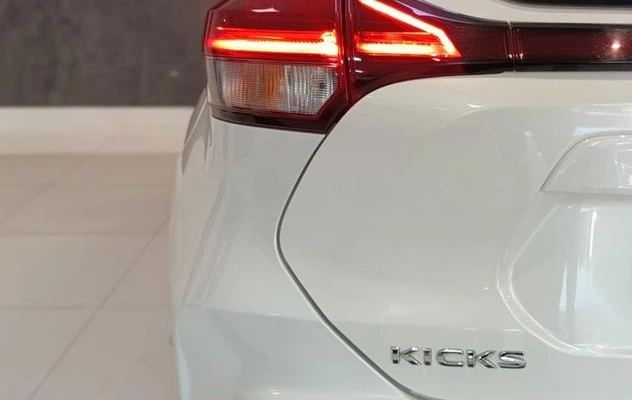 imagem-https://www.socarrao.com.br/sc-vehicle-images-prod/4146130/1790445627334-8470293_17_B_958fe9f34a.jpeg