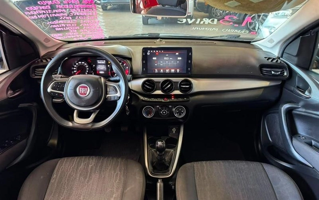 imagem-https://www.socarrao.com.br/sc-vehicle-images-prod/4146209/1790446786069-8286486_10_B_587ddef2f8.jpeg