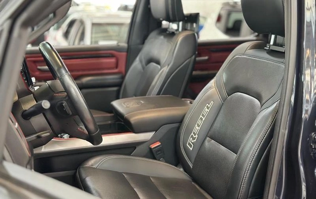 imagem-https://www.socarrao.com.br/sc-vehicle-images-prod/4146249/1790446873180-8517819_17_B_034ae8e5dd.jpeg