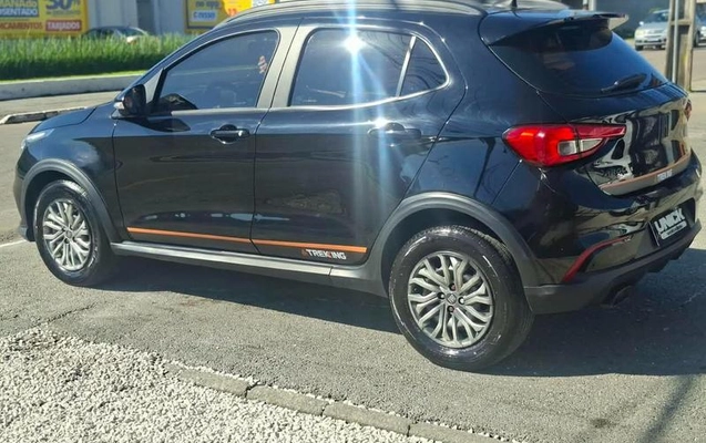 imagem-https://www.socarrao.com.br/sc-vehicle-images-prod/4146250/1790446893541-8517840_13_B_4a7de8ffa1.jpeg