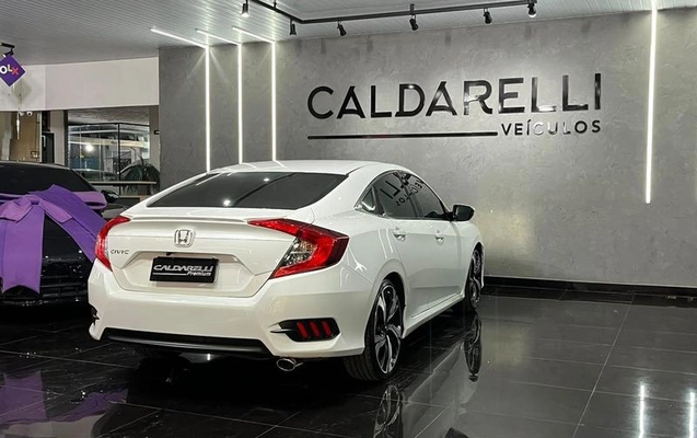 imagem-https://www.socarrao.com.br/sc-vehicle-images-prod/4146527/1791219722246-8517793_4_B_f7ab1027a7.jpeg
