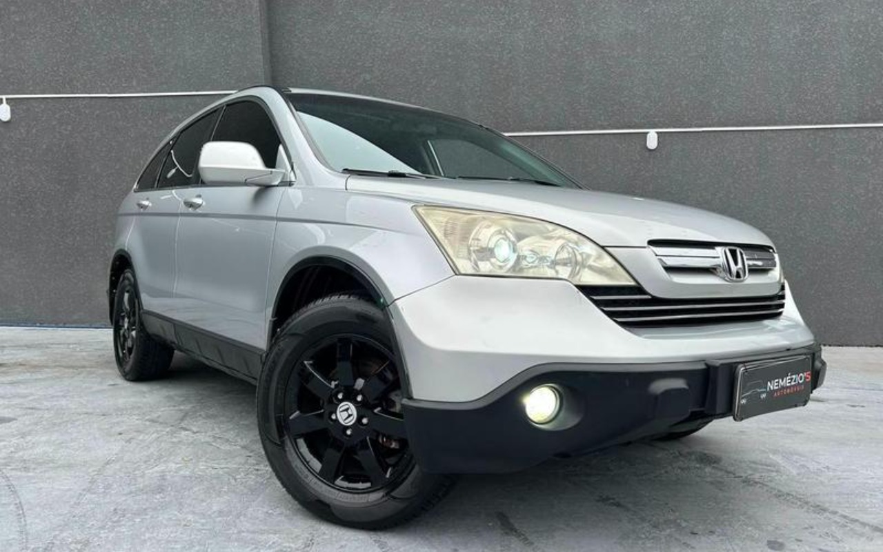 imagem-https://www.socarrao.com.br/sc-vehicle-images-prod/4146550/1790448422186-RkNfMzQ0NjVfODMzMTkxNF8xM19WXzFhMDgzMmNmYTQuanBlZw.jpeg