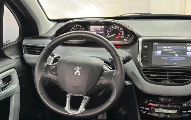 imagem-https://www.socarrao.com.br/sc-vehicle-images-prod/4146622/1790716951932-8517078_9_B_a0475b5b11.jpeg