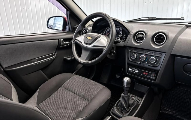 imagem-https://www.socarrao.com.br/sc-vehicle-images-prod/4146623/1792008595105-8476312_15_B_f16709fa58.jpeg