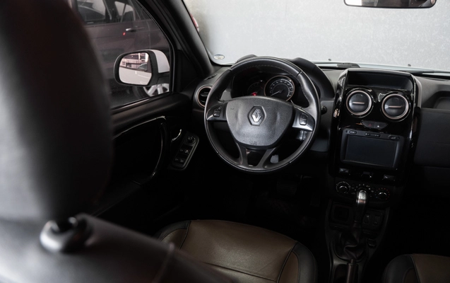 imagem-https://www.socarrao.com.br/sc-vehicle-images-prod/4146624/1790481369793-94f5fad9-49d9-44c0-a59e-dea9495fd682.jpg