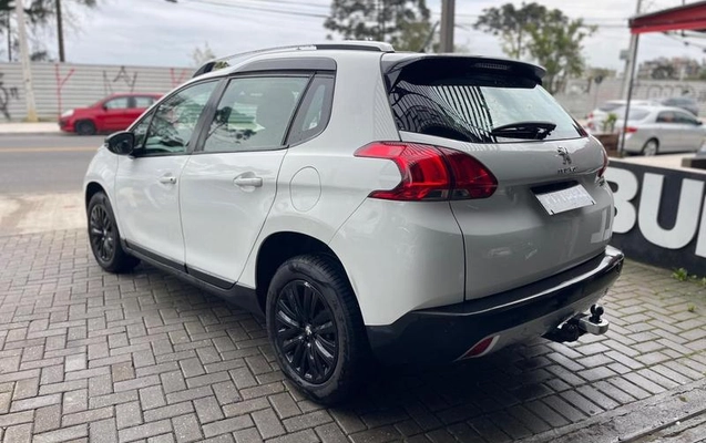 imagem-https://www.socarrao.com.br/sc-vehicle-images-prod/4146643/1791912409012-8517856_3_B_181b4047c0.jpeg