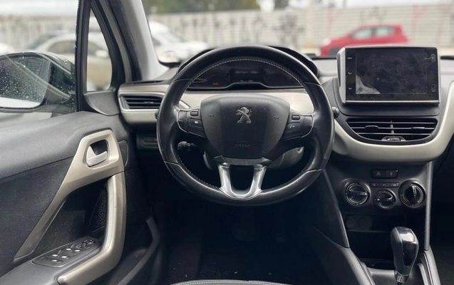 imagem-https://www.socarrao.com.br/sc-vehicle-images-prod/4146643/1791912409025-8517856_9_B_281af87b9d.jpeg