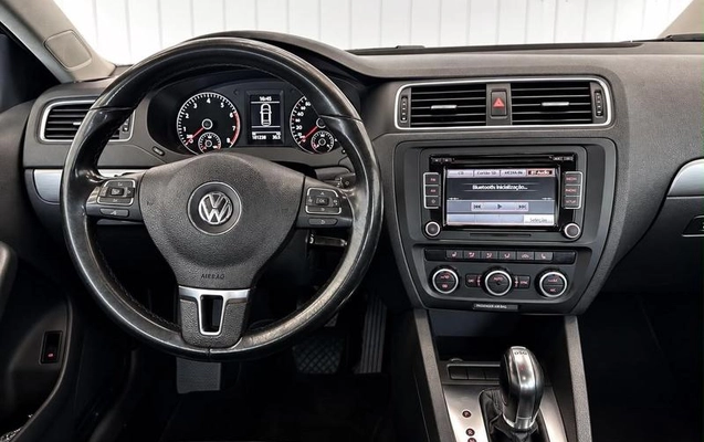 imagem-https://www.socarrao.com.br/sc-vehicle-images-prod/4146653/1790449423768-8515024_17_B_608ba69a2e.jpeg