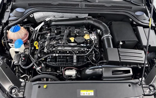 imagem-https://www.socarrao.com.br/sc-vehicle-images-prod/4146653/1790449423771-8515024_15_B_7efdc58f32.jpeg