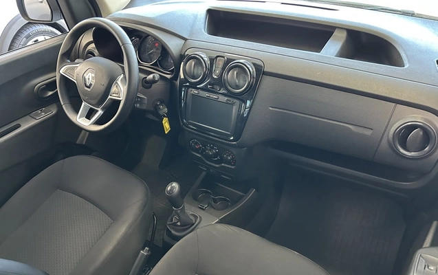 imagem-https://www.socarrao.com.br/sc-vehicle-images-prod/4146717/1790451816105-vehicle_image_1790451741_d24c356931b4b6b3ddb6878dcbc605dd.jpeg
