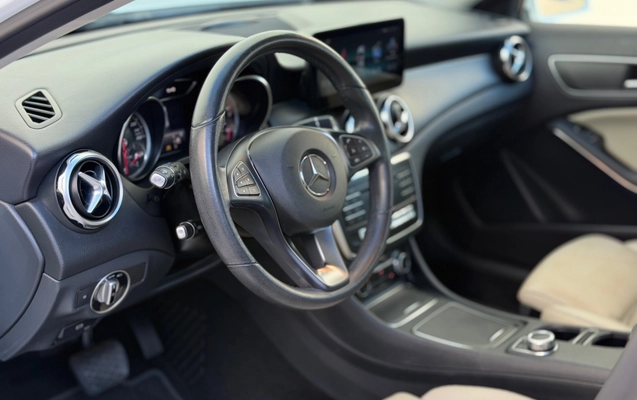 imagem-https://www.socarrao.com.br/sc-vehicle-images-prod/4146860/1790454363640-fd04cf0e-762d-492d-a38a-d50282147a44.jpg