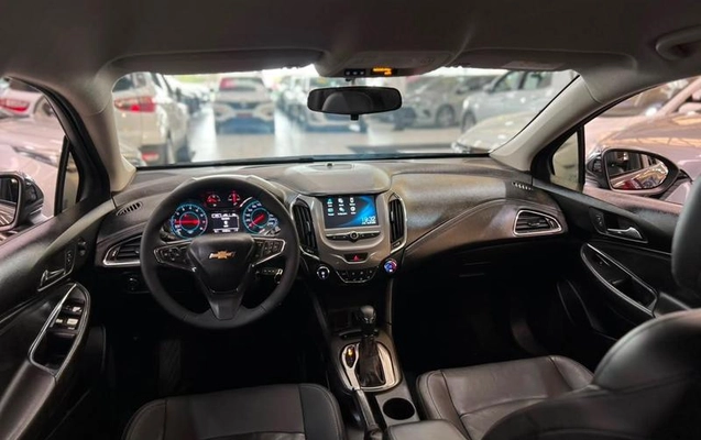 imagem-https://www.socarrao.com.br/sc-vehicle-images-prod/4147003/1790459153077-8435396_13_B_f4a3bee3cd.jpeg