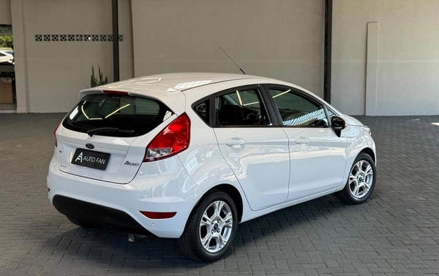 imagem-https://www.socarrao.com.br/sc-vehicle-images-prod/4147093/1790465796178-8458300_5_B_32b5fd3d04.jpeg